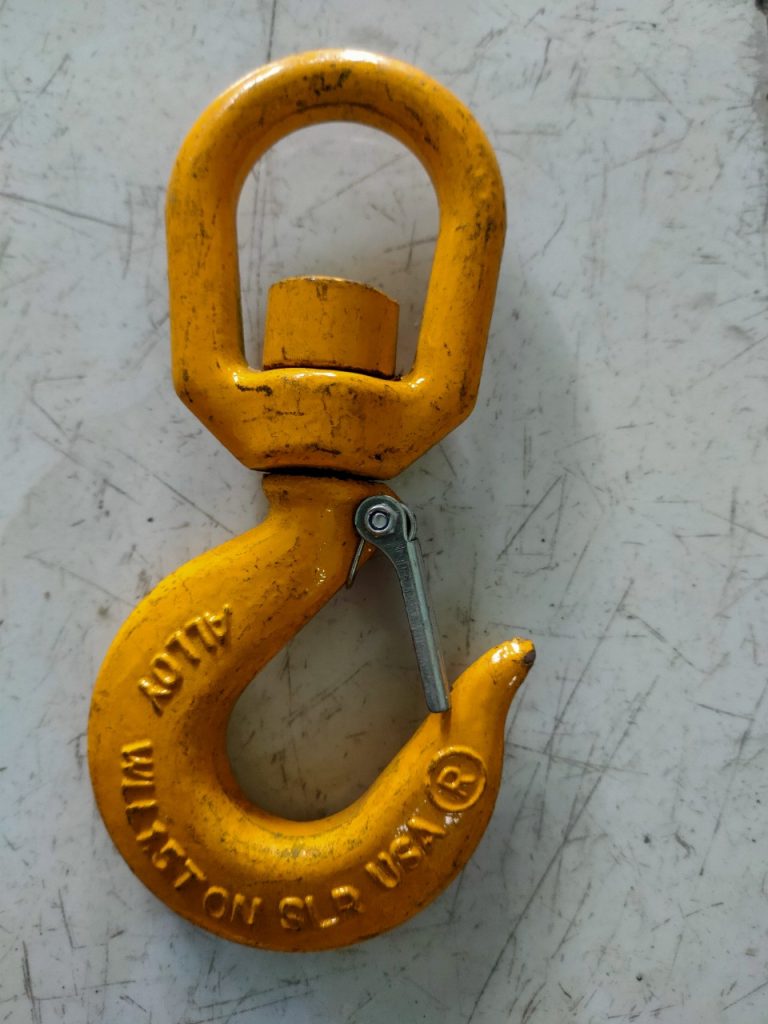 Móc cẩu xoay 1,5 tấn